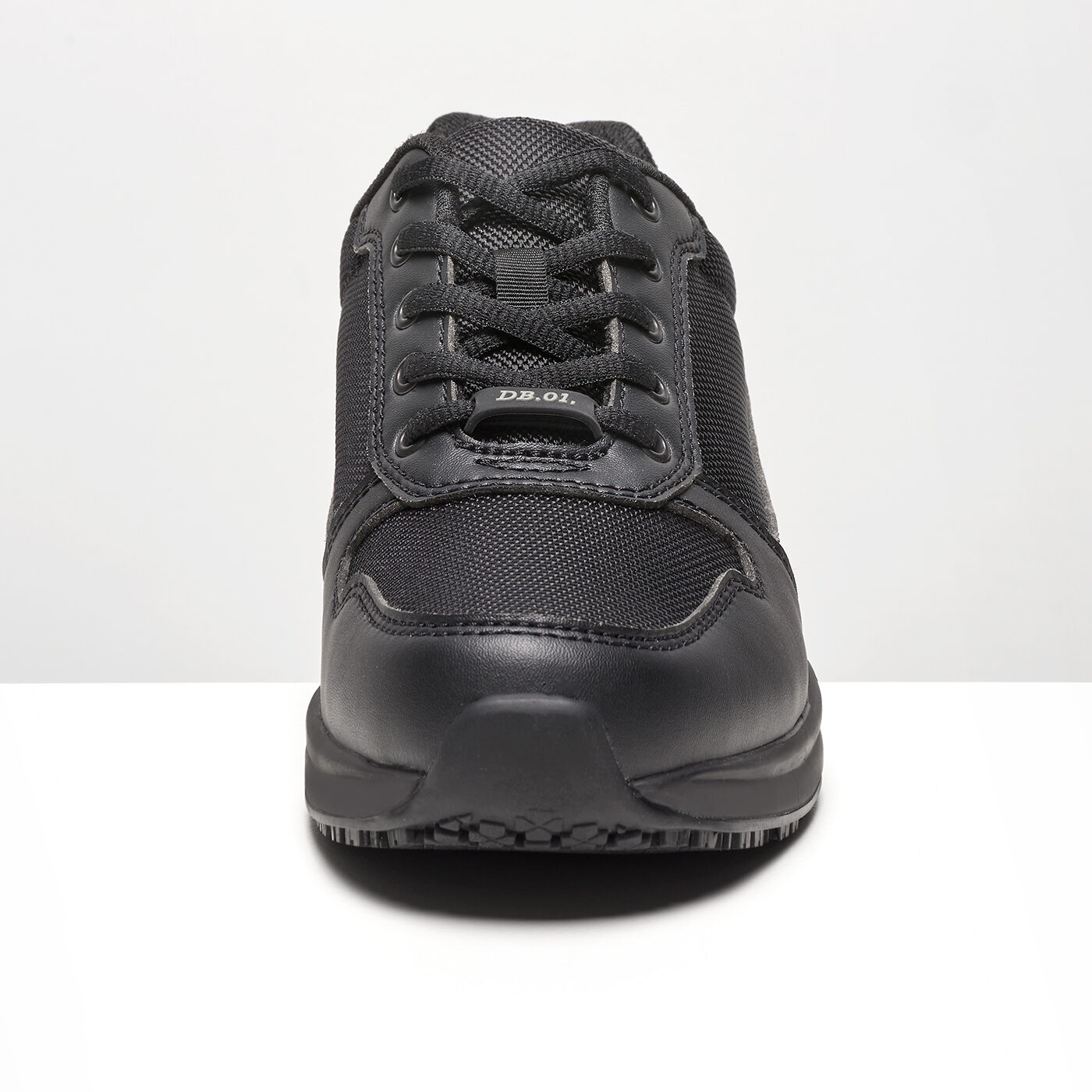 Dyanne Beekman schoenen zwarte sneaker